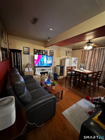 654 Laurel Street 1, East Haven, CT 06512