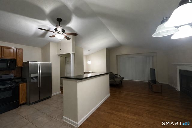 654 Laurel Street 1, East Haven, CT 06512