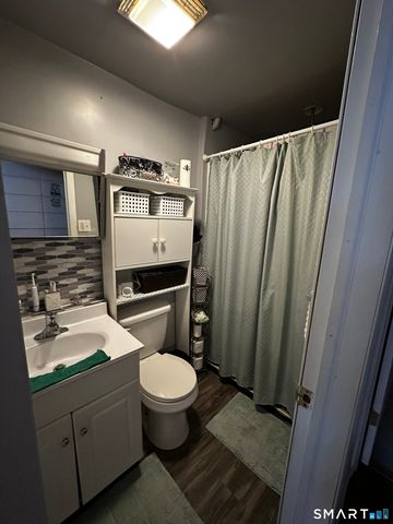 654 Laurel Street 1, East Haven, CT 06512