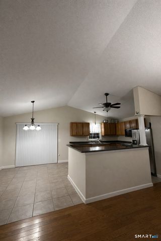 654 Laurel Street 1, East Haven, CT 06512