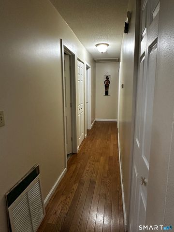 654 Laurel Street 1, East Haven, CT 06512