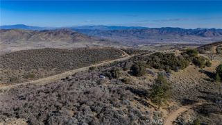 23131 Constance, Tehachapi, CA 93561