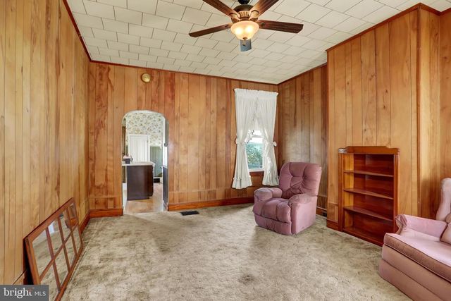 14 CHESTNUT ST, Newville, PA 17241