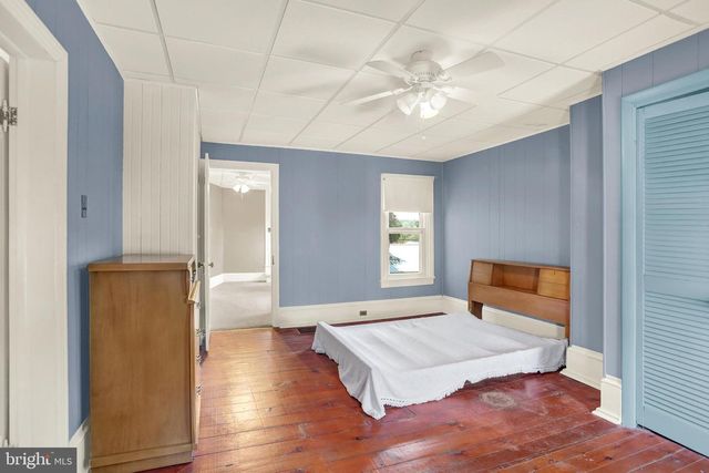 14 CHESTNUT ST, Newville, PA 17241