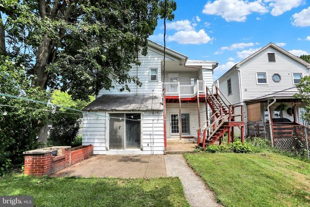 14 CHESTNUT ST, Newville, PA 17241