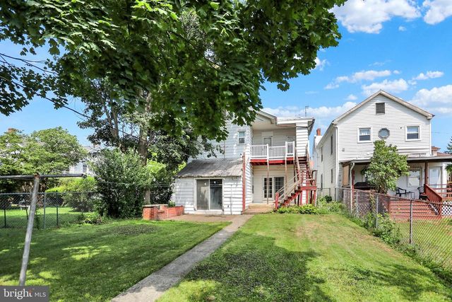 14 CHESTNUT ST, Newville, PA 17241