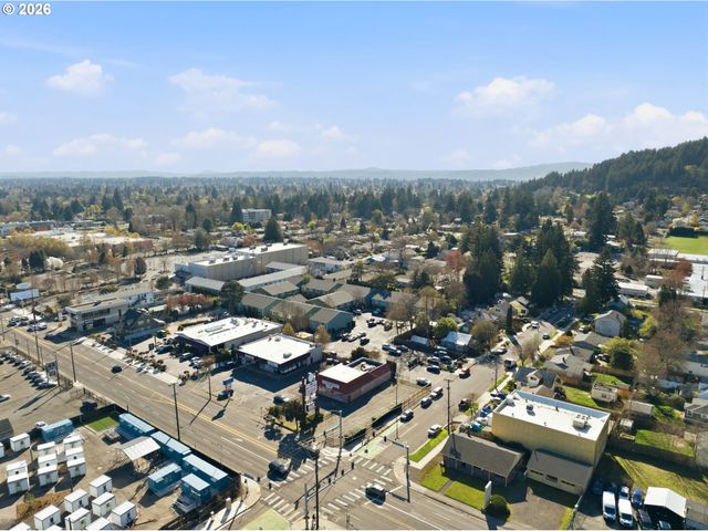 1815 Se 82ND Ave, Portland, OR 97216