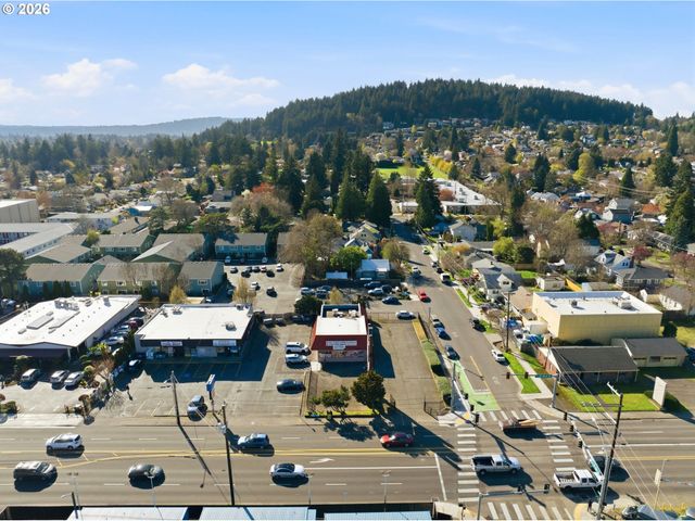 1815 Se 82ND Ave, Portland, OR 97216