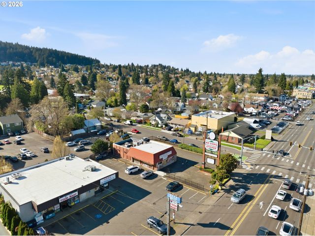 1815 Se 82ND Ave, Portland, OR 97216