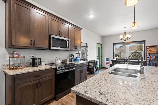 3164 HOWARD VIEW LANE, Green Bay, WI 54313