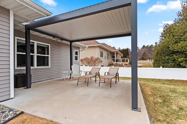 3164 HOWARD VIEW LANE, Green Bay, WI 54313