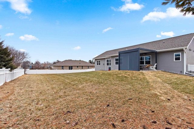 3164 HOWARD VIEW LANE, Green Bay, WI 54313