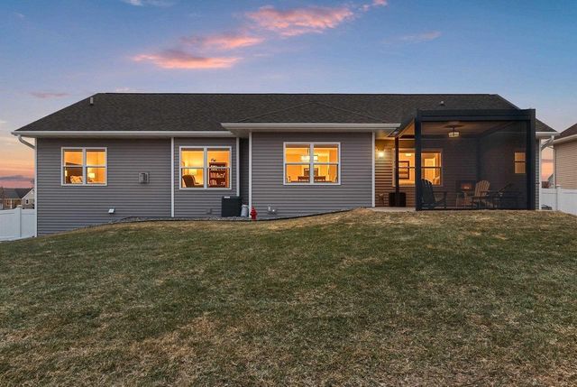 3164 HOWARD VIEW LANE, Green Bay, WI 54313