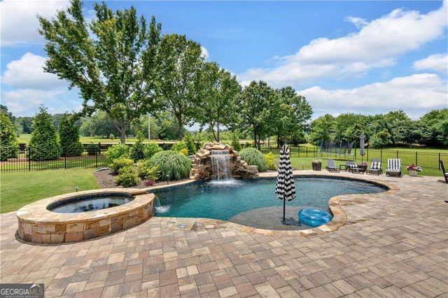 11 LAUREL Trace SE, Cartersville, GA 30120