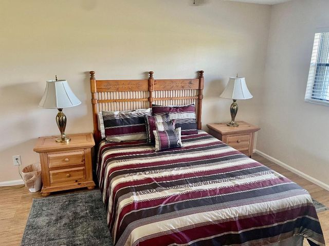 505 Prestwick Circle, Palm Beach Gardens, FL 33418