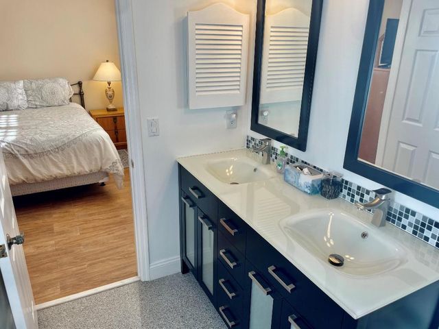 505 Prestwick Circle, Palm Beach Gardens, FL 33418