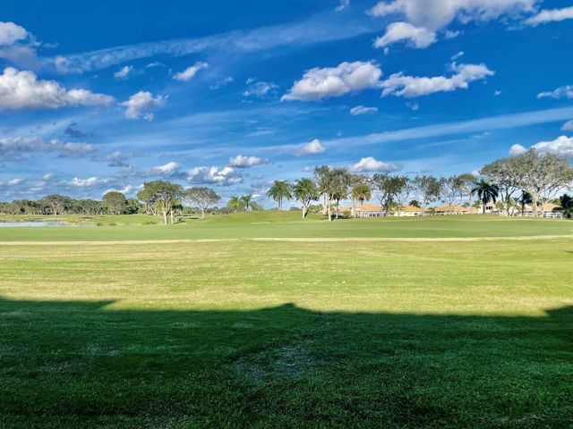 505 Prestwick Circle, Palm Beach Gardens, FL 33418