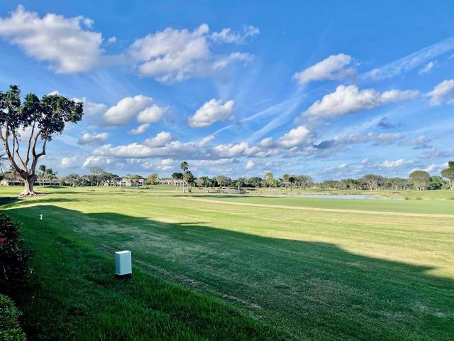 505 Prestwick Circle, Palm Beach Gardens, FL 33418