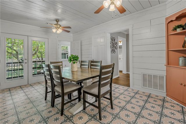 709 South Coulter Drive, Bryan, TX 77802