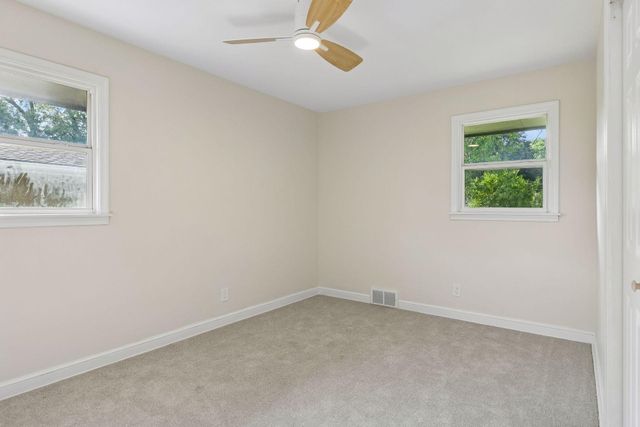 1432 County Road B West W, Roseville, MN 55113
