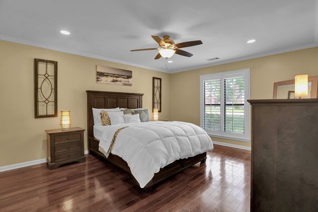 8729 E CARROLLWOOD LN, Cordova, TN 38016