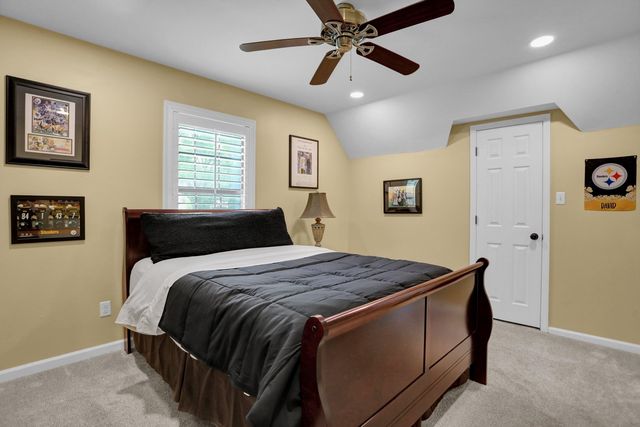 8729 E CARROLLWOOD LN, Cordova, TN 38016