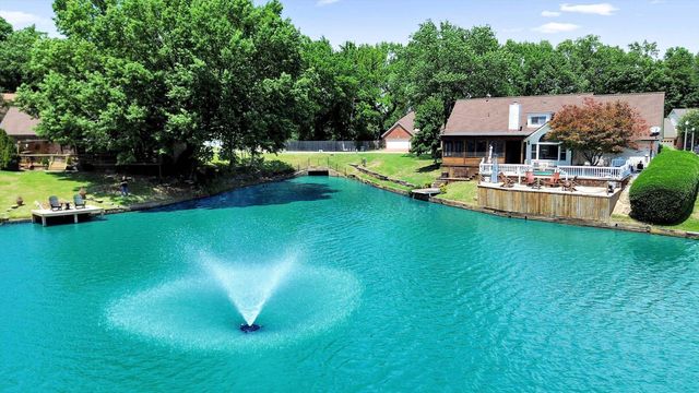 8729 E CARROLLWOOD LN, Cordova, TN 38016