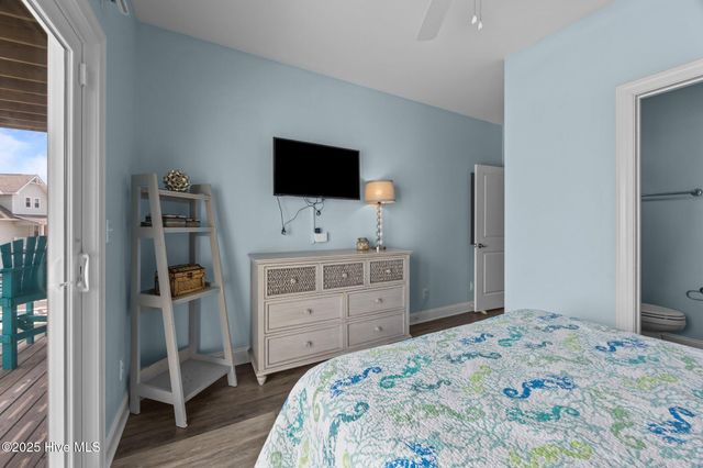 132 N Permuda Wynd Drive, N Topsail Beach, NC 28460