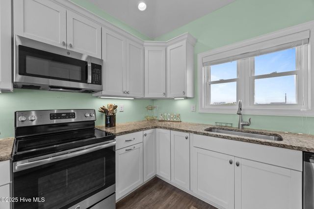 132 N Permuda Wynd Drive, N Topsail Beach, NC 28460