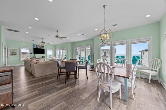 132 N Permuda Wynd Drive, N Topsail Beach, NC 28460