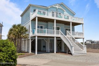 132 N Permuda Wynd Drive, N Topsail Beach, NC 28460