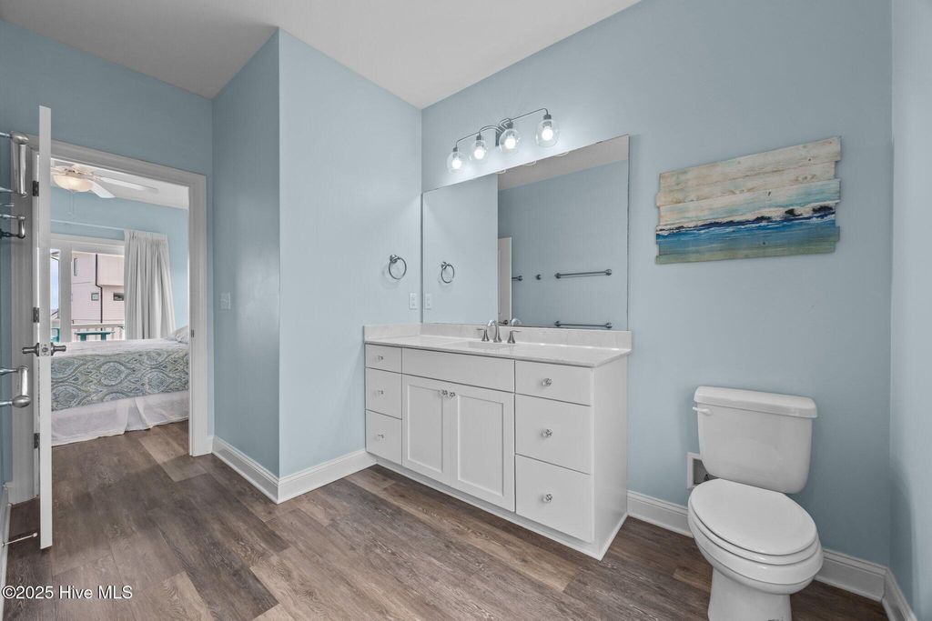 Image 21 of property listing at 132 N Permuda Wynd Drive, N Topsail Beach, NC 28460