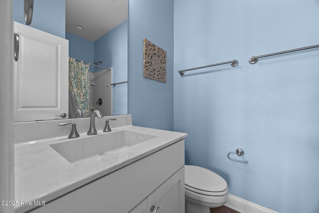 Image 26 of property listing at 132 N Permuda Wynd Drive, N Topsail Beach, NC 28460