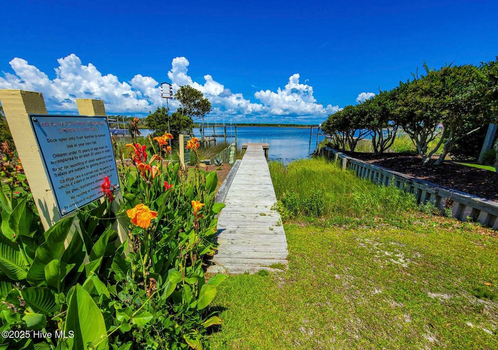 Image 53 of property listing at 132 N Permuda Wynd Drive, N Topsail Beach, NC 28460