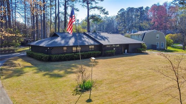 1967 Beckett Drive, Marietta, GA 30062