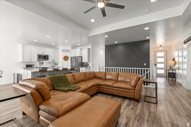 889 W SAGEWOOD DR, Stansbury Park, UT 84074