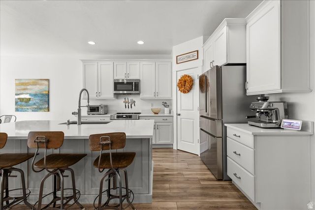 889 W SAGEWOOD DR, Stansbury Park, UT 84074