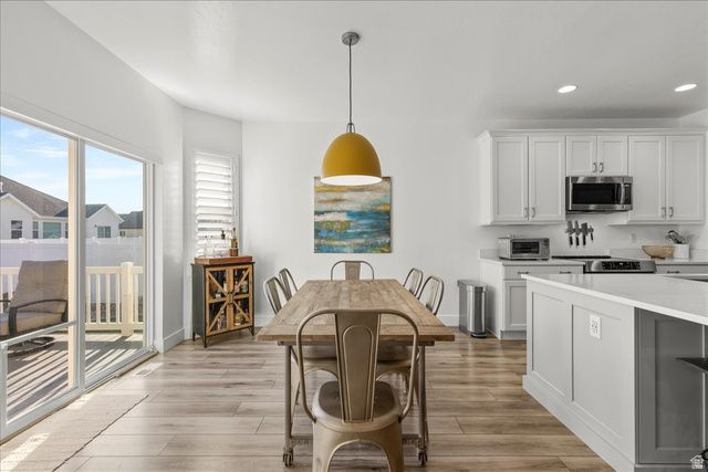 889 W SAGEWOOD DR, Stansbury Park, UT 84074