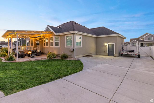 889 W SAGEWOOD DR, Stansbury Park, UT 84074