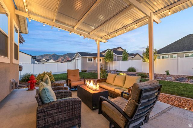 889 W SAGEWOOD DR, Stansbury Park, UT 84074