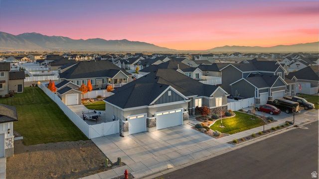 889 W SAGEWOOD DR, Stansbury Park, UT 84074