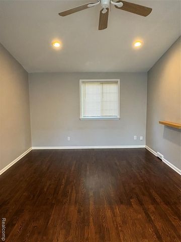 3003 Garden Avenue, Royal Oak, MI 48073