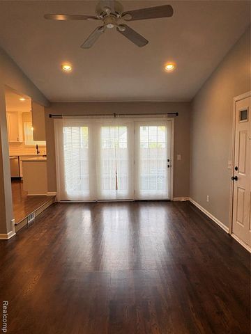3003 Garden Avenue, Royal Oak, MI 48073