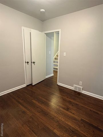 3003 Garden Avenue, Royal Oak, MI 48073