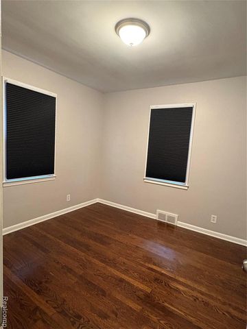 3003 Garden Avenue, Royal Oak, MI 48073