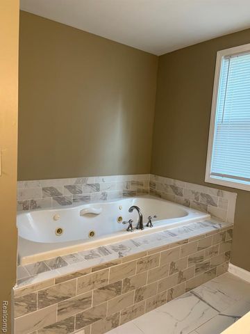 3003 Garden Avenue, Royal Oak, MI 48073
