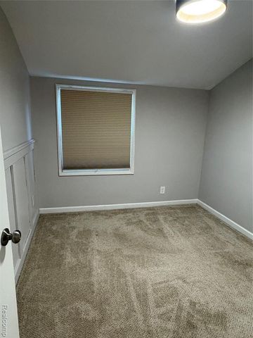 3003 Garden Avenue, Royal Oak, MI 48073