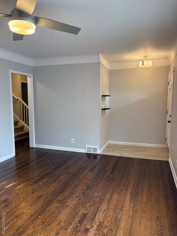 3003 Garden Avenue, Royal Oak, MI 48073