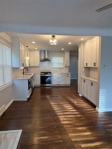 3003 Garden Avenue, Royal Oak, MI 48073