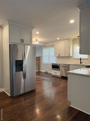 3003 Garden Avenue, Royal Oak, MI 48073